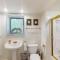4 Bed 4 Bath Vacation home in Mineral