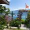 Villa with pool, garden & direct at lake - Spiez