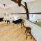 Centre-bourg, calme, familial, l'appart du Clocher - Limeray
