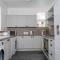 Heart of Saltburn, Free Parking, Family Stays, Contractors - Scandi