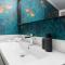 Elegant Escape 2BR BA Sunny Apt - Atene