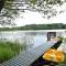 Holiday home with whirlpool at the lake in Zakowo - Żakowo