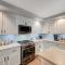 Gorgeous 6BR with Pool and Spa - Las Vegas