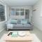 Sweet Caroline Sunny & Spacious Sleeps 6