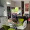 Lacebark Treetops Cottage: 2 bed/2en-suite option