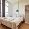 Urbanview Poma Hotel