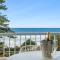 Luxurious Beachfront Penthouse