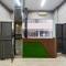 RedDoorz Plus Near ICE BSD Minerva - Cilandak