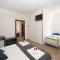 B&B DAmely