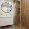 Komfortowy Apartament dla 4 osób z Parkingiem by Noclegi Renters