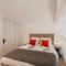 SUEDE PROMENADE Duplex apartment at 1 min from the sea 2 bathrooms