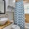 Recently renovated with large pool on the North end of AMI - Anna Maria