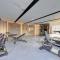 GuestReady - Oxford's Pool View Serenity - Dubai