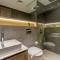 GuestReady - Oxford's Pool View Serenity - Dubai