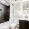 2BR Executive Apartment in Prime Location