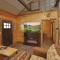 Rustic Modern Cabin with Hot Tub near rafting and Great Smokey Mountains - 布赖森城