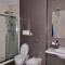 Stunning, spacious, beachfront home in Vlora - 伏罗拉