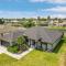 Serene Canal Views, Paddle Board, Bicycles, Heated Pool and Spa - Villa The Great Escape - Cape Coral