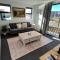 Luxury 2 Bedroom by St James Park - 基督城