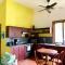 Cozy AC EcoCondo 4 with Pool Wildlife Visits - Quepos