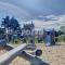 Chalet standing avec piscine chauffée, 4 couchages, proche plage et commerces, WIFI inclus - FR-1-361-527