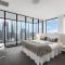 Incredible City Views in Convenient CBD Apartment - ملبورن