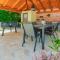 Amazing Home In Polaca With Wifi - Polača