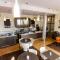 Opul Boutique at Admiral House