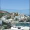 Golden Luxury Suites