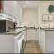 Stylish, business traveller friendly apartment, with free parking and Netflix - Farnborough