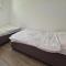 Gorgeous Home In Spore With Wifi - Spore