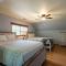 Lakefront Point Retreat on Nantahala Lake with Dock - Topton