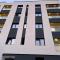 Home DeLuis