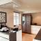 Comfortable living in Prestasen Park - only 500m to Sandefjord centre and the harbour, - 桑讷菲尤尔