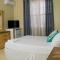 Vale View Manor - Saint Philip