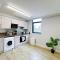 Bright and Modern Studios and Apartments at Manor Park Court Coventry - 考文垂