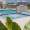 Vale View Manor - Saint Philip