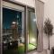 Downtown Burj Khalifa View 2BR Apartment - Dubaj