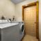 Poplar Point Condo Unit 12D by Eden Crest - بيدجن فورج