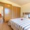 Spacious apartment with pool in Prazeres - 150m²
