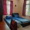 Iqbalina Homestay 2 Kemaman - Kampong Kemaman