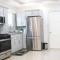 Modern 2 Bedroom in Georgetown