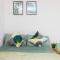 Excel O2 Stunning Large 3 bedroom Apartment with Balcony - Londra