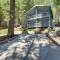 12 Mi to Apple Hill Family-Friendly Cabin Retreat