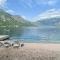 Lovely Beach House with Own Beach & SUP for Guests - Donji Morinj