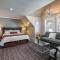 Glenmore Plaza Hotel