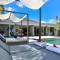Villa Lou - Luxury Villa By The Beach