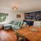 Beachborough Country House