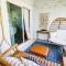 Luxurious Bohemian Bungalow in Lincolnville - Mins from Downtown!
