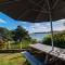 Wharetana Bay Villa with private walkway to beach! - Te Whau Bay